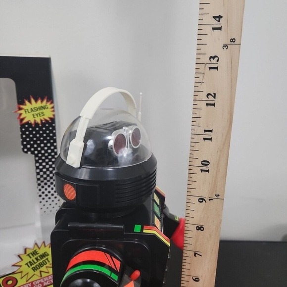SUPER RARE Cosmo Talking Robot In Time Products Hong Kong Not Working, Read - Picture 7 of 10